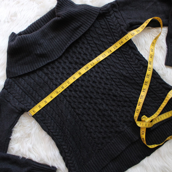 American Eagle Outfitters Womens Pullover Sweater Gray Long Sleeve Cowl Neck S - Picture 4 of 7